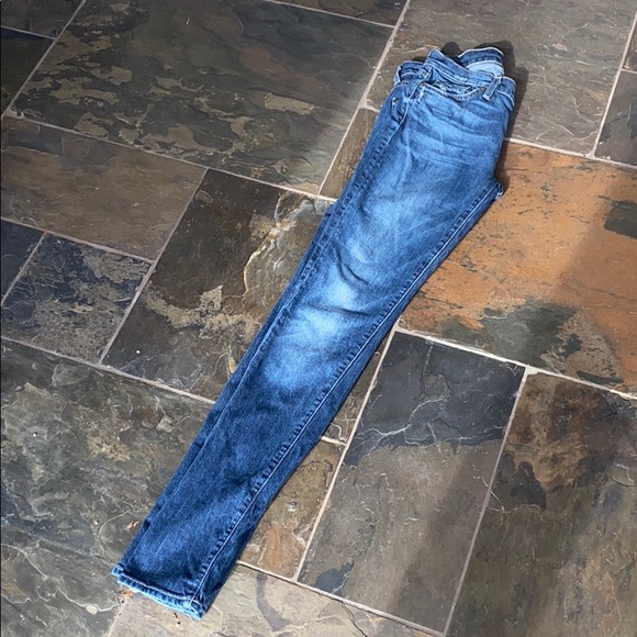 Women’s jeans - Picture 2 of 3